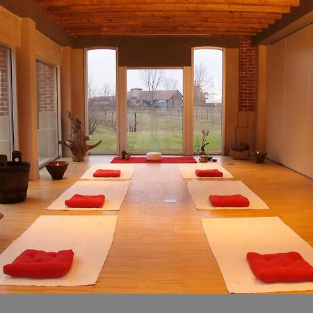 Agriturismo Cascina Caremma Besate Extérieur photo