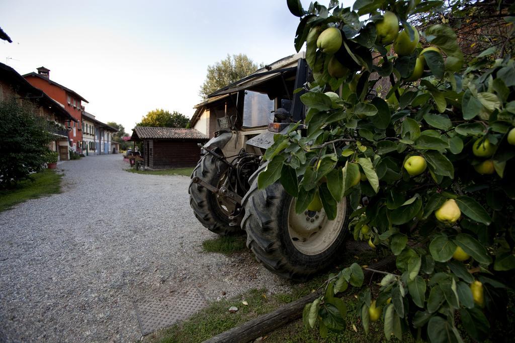Agriturismo Cascina Caremma Besate Extérieur photo